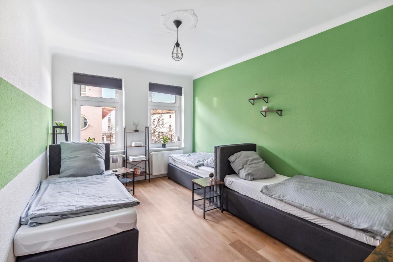 Salihomes/Max Apartment/5Pax/Modern Eingerichtet/Voll Ausgestattet Kueche Markranstädt Exteriör bild
