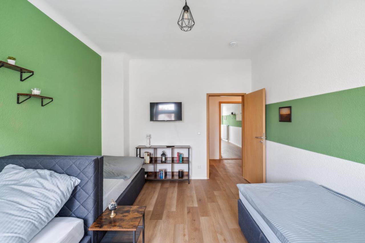 Salihomes/Max Apartment/5Pax/Modern Eingerichtet/Voll Ausgestattet Kueche Markranstädt Exteriör bild