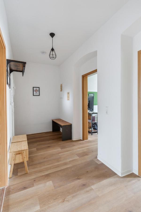 Salihomes/Max Apartment/5Pax/Modern Eingerichtet/Voll Ausgestattet Kueche Markranstädt Exteriör bild