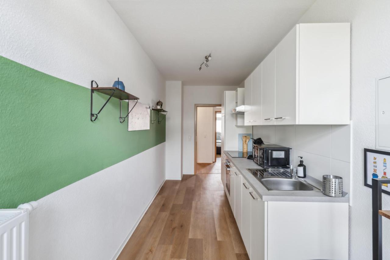 Salihomes/Max Apartment/5Pax/Modern Eingerichtet/Voll Ausgestattet Kueche Markranstädt Exteriör bild